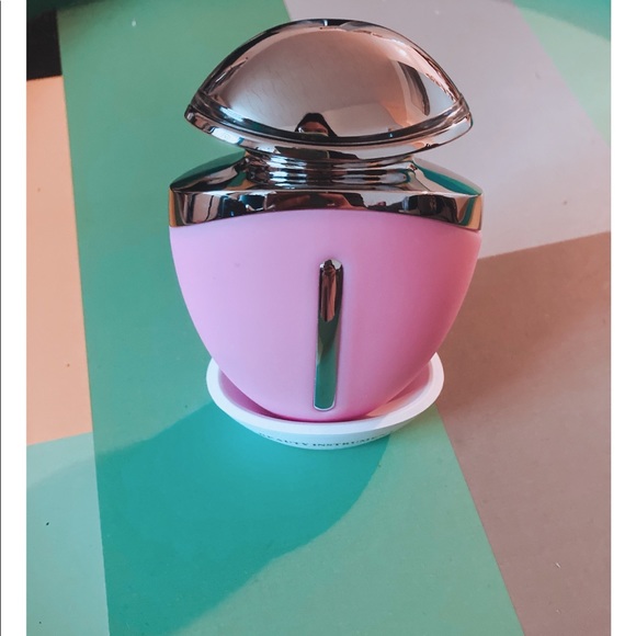 Silicone Leading-in Electronic Facial Brushes - Picture 3 of 10